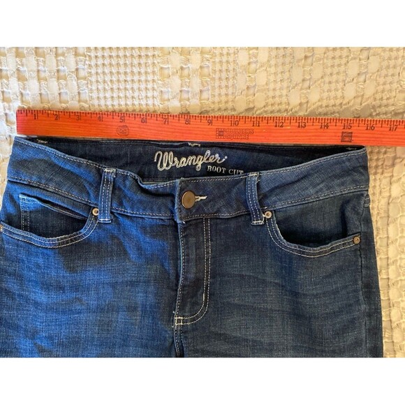 Wrangler Womens Jeans Bootcut Size 11 Hemmed 29 inch Inseam Detailed Stitching - Picture 8 of 12